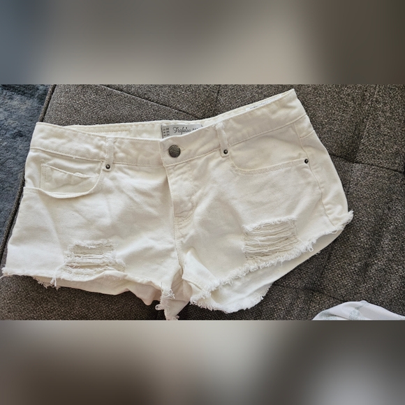Zara Womens Jean shorts - Picture 1 of 9